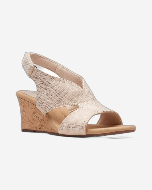 صندل كلاركس كيارا أستر (مقاس واسع)