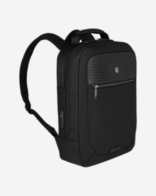 حقيبة الظهر Victorinox Mythic Compact سوداء