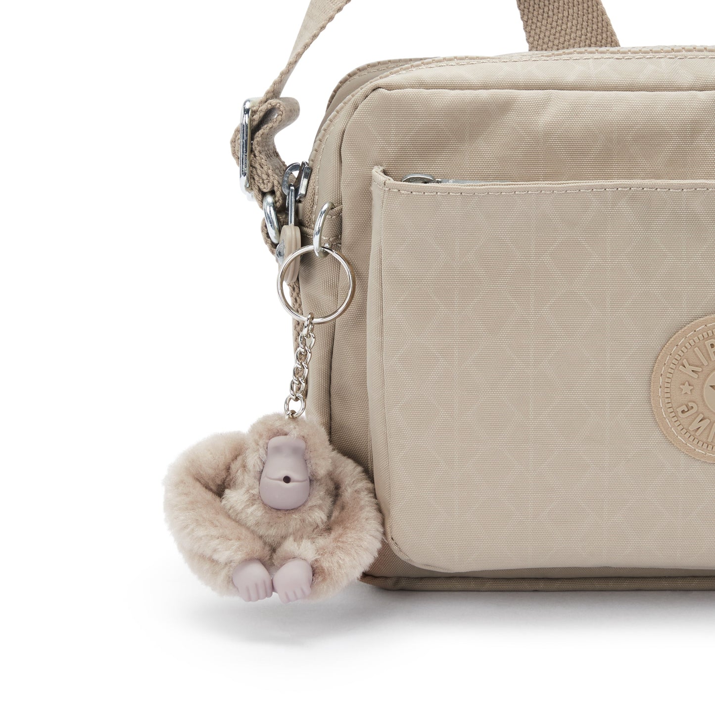 حقيبة كتف متوسطة الحجم من Kipling Abanu M Signature Beige Embossed I6831-96A