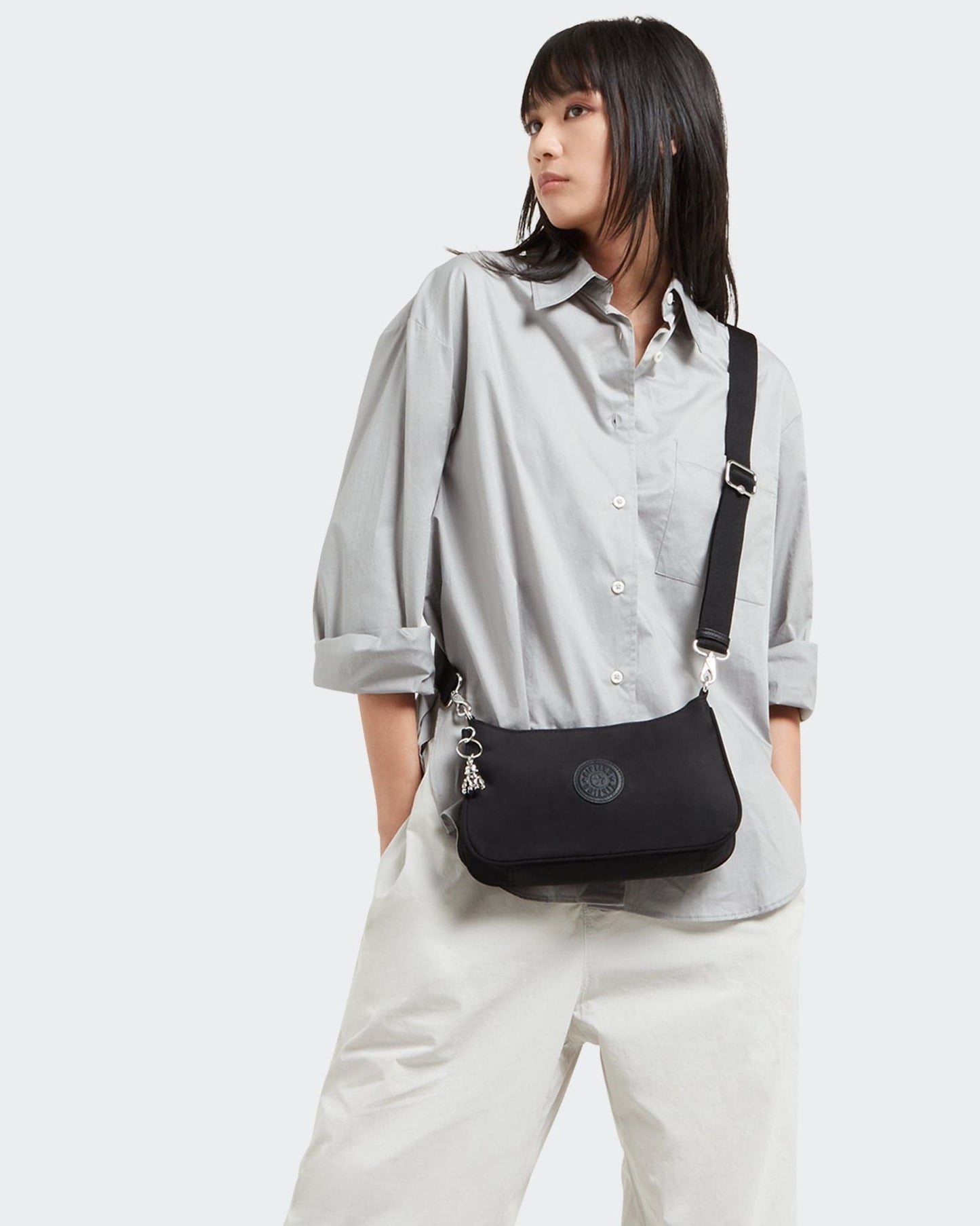 حقائب الكتف السوداء طراز Kipling Lauri Paka C C2I7608-T79