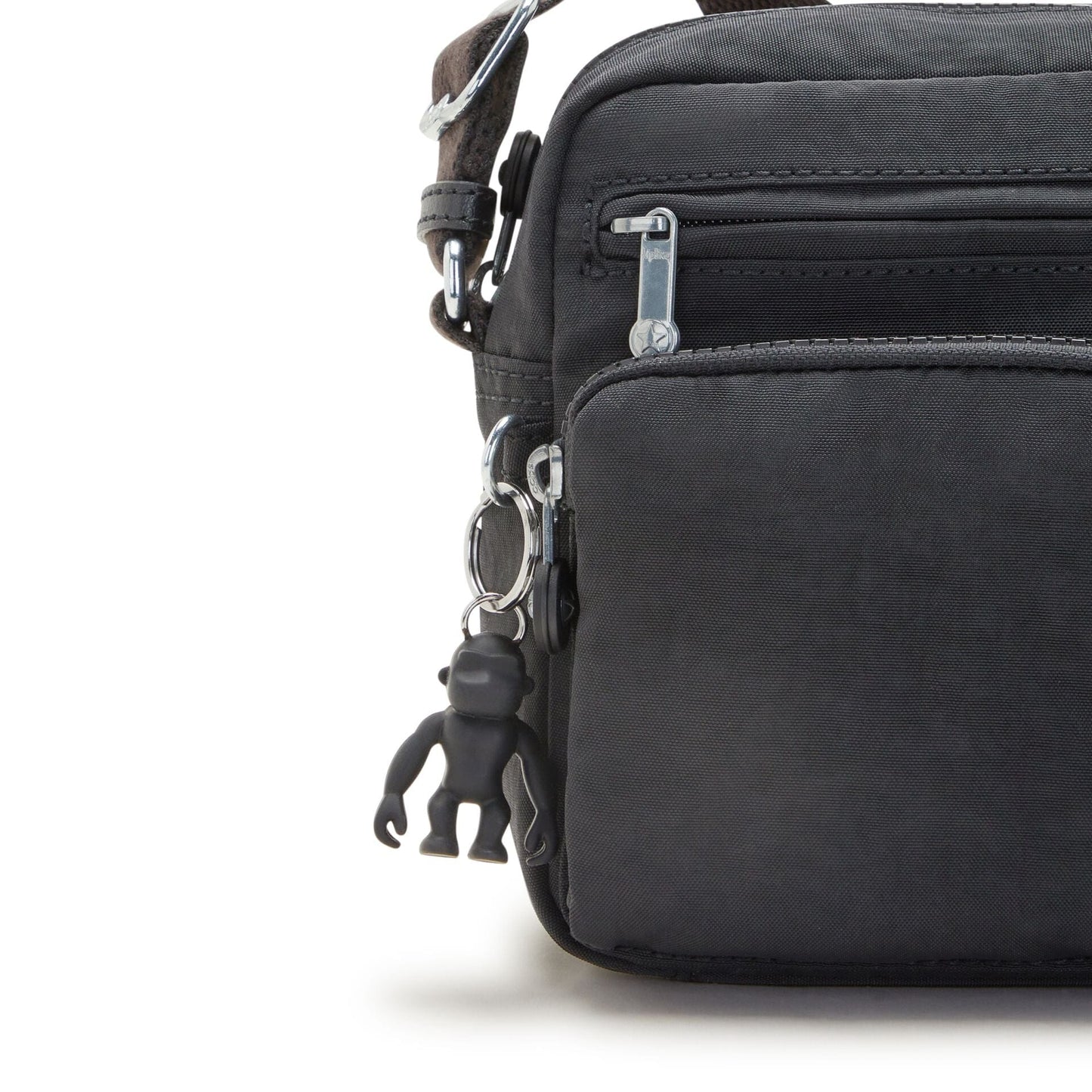 ألبينا م بلاك نوير