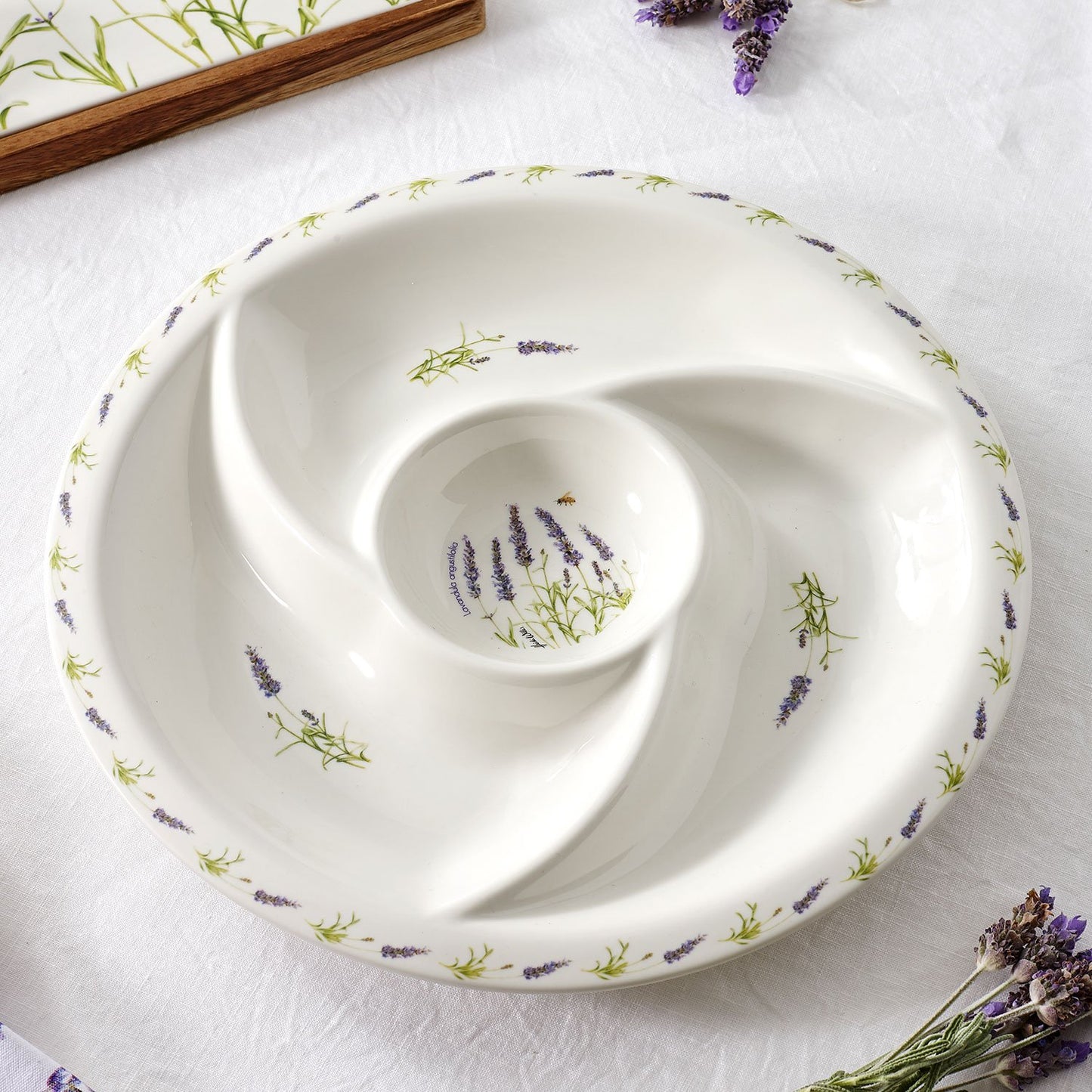 طبق دائري مقسم من Ashdene Lavender Fields - 519015