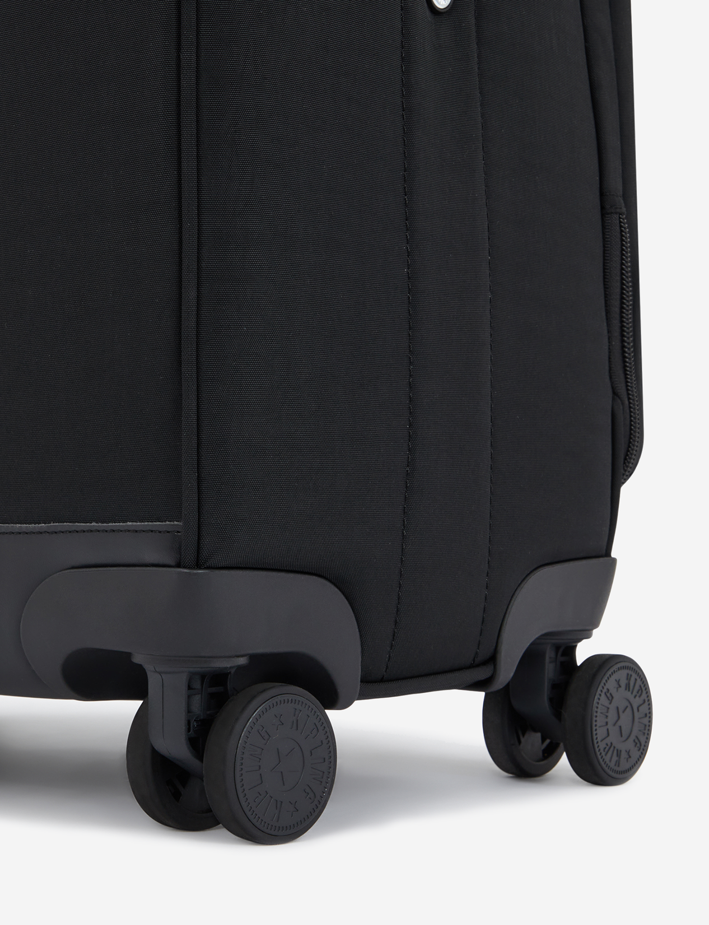 KIPLING Jet M Black Noir حقيبة سفر بعجلات متوسطة I9749-P39