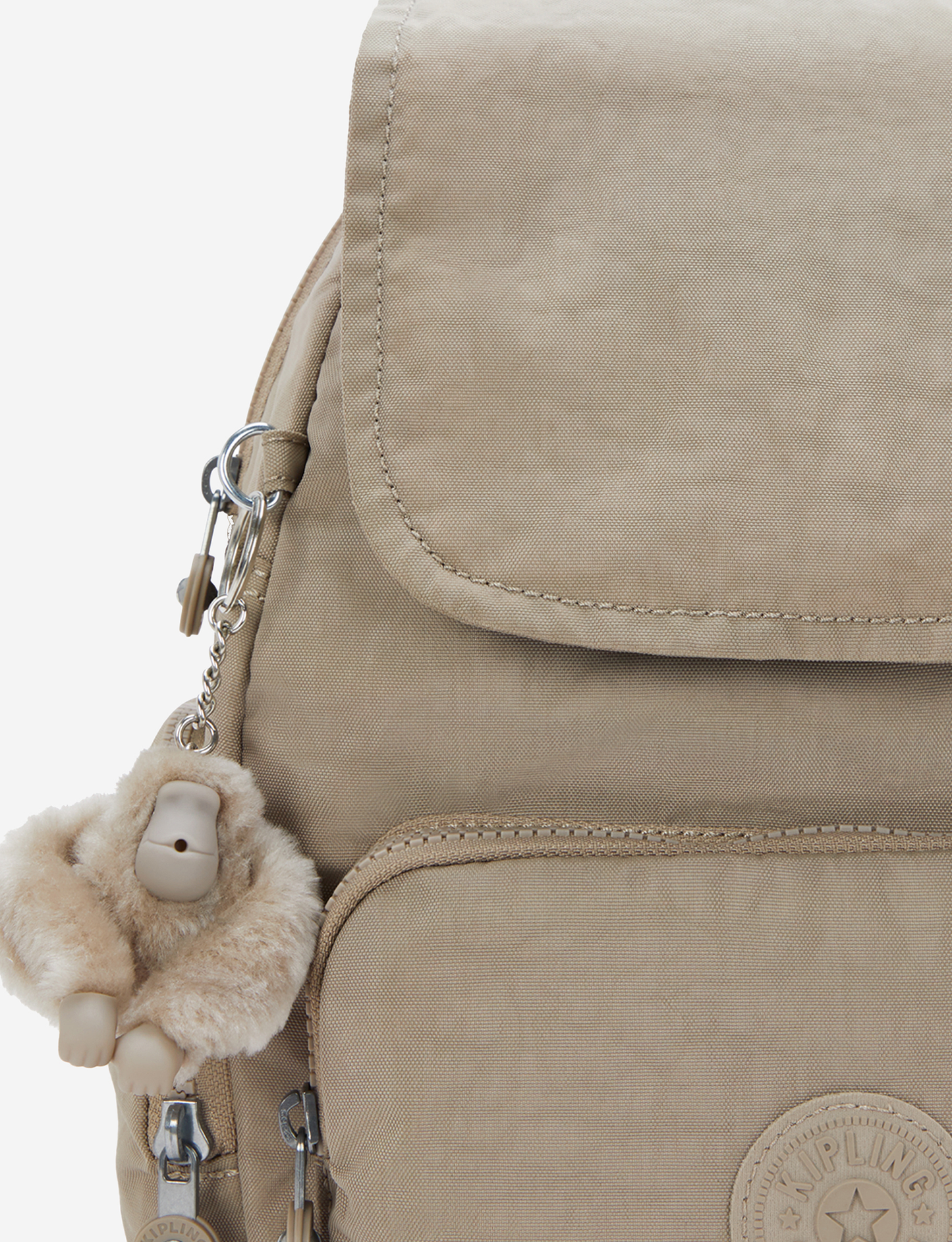 حقيبة ظهر KIPLING City Zip S Soft Taupe صغيرة I3523-4PW