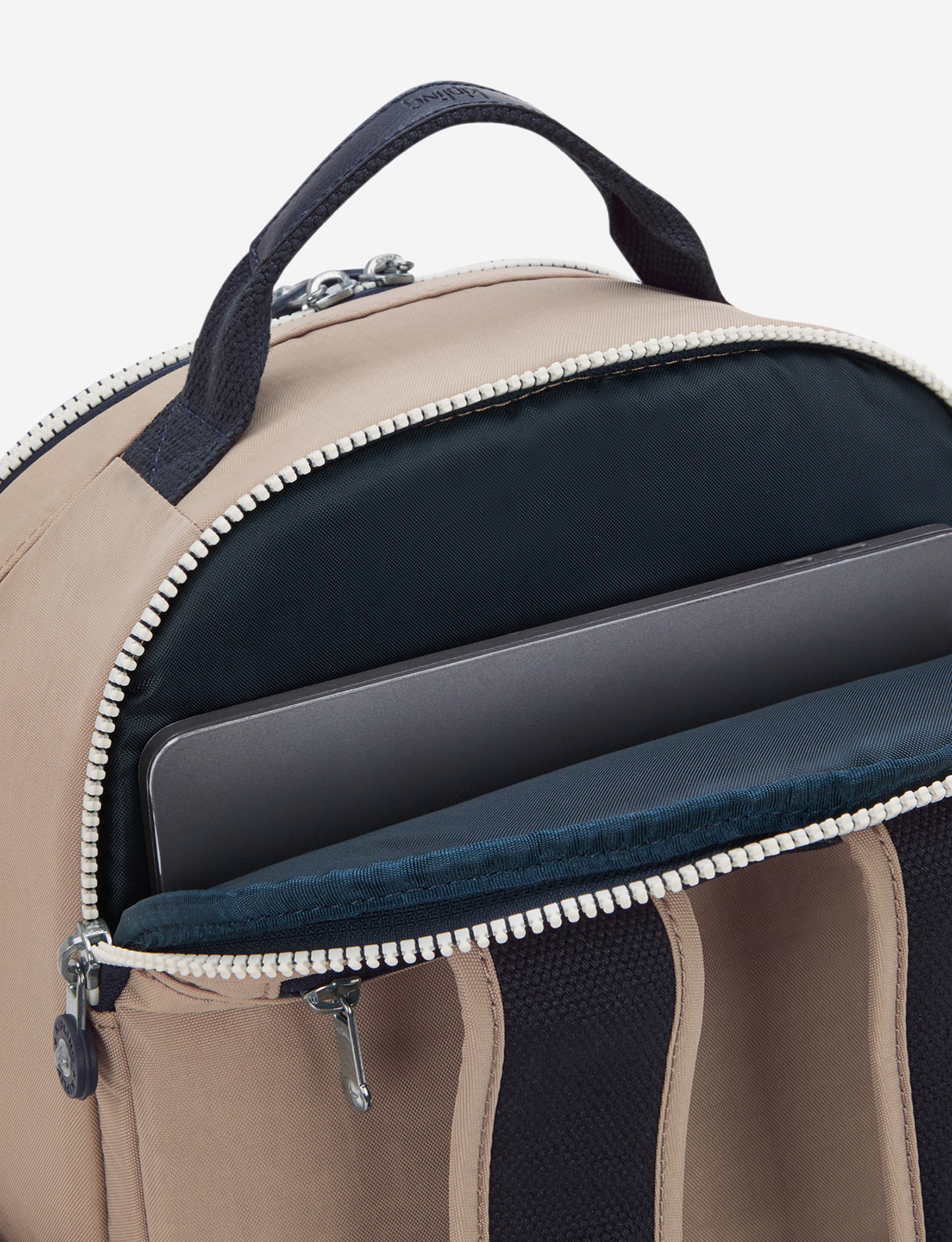 KIPLING Seoul Cabin حقيبة سفر كبيرة ناعمة باللون البني المائل للرمادي (مع جيب للكمبيوتر المحمول) I9986-7ML