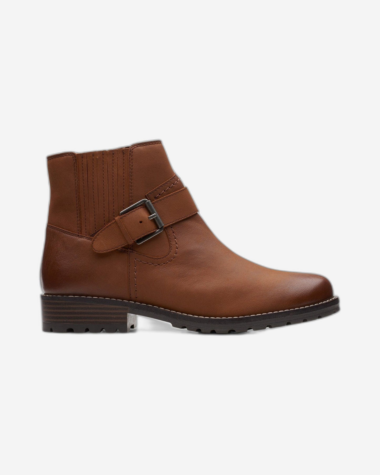 حذاء Clarks Clarkwell Strap Boots (مقاس واسع)