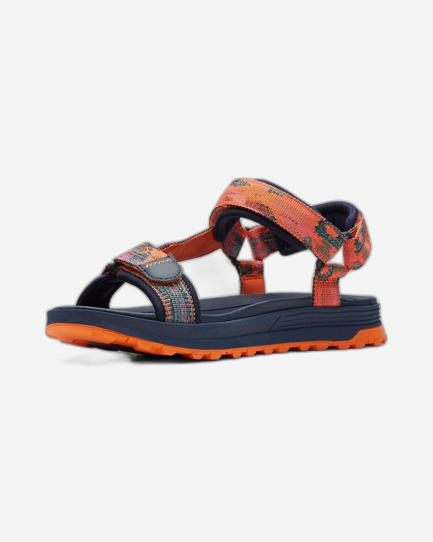 صنادل Clarks Atl Trek Sea (مقاس عادي)