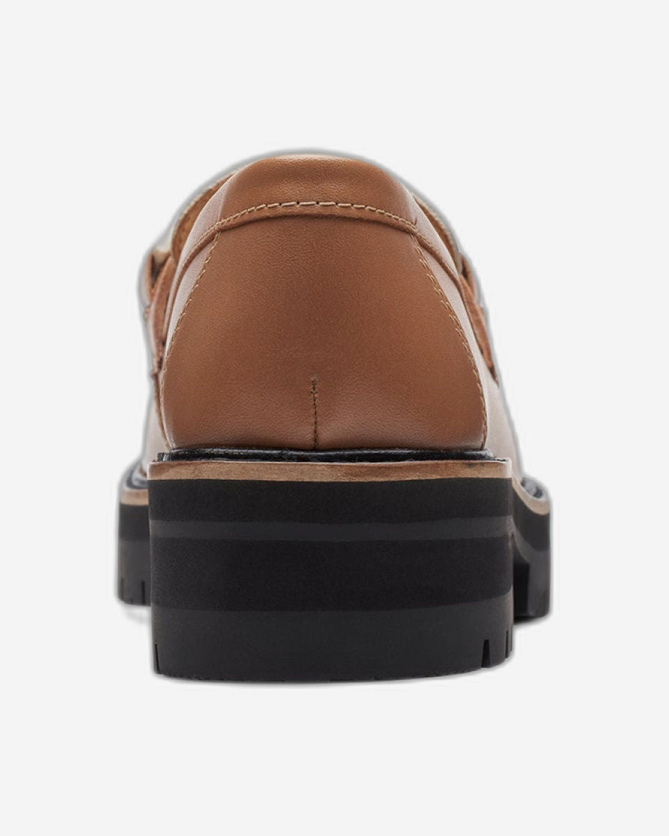 Clarks Orianna Edge (مقاس عادي)