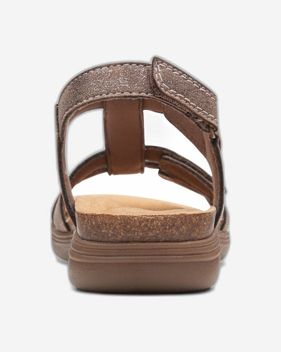 Clarks April Cove (مقاس واسع)