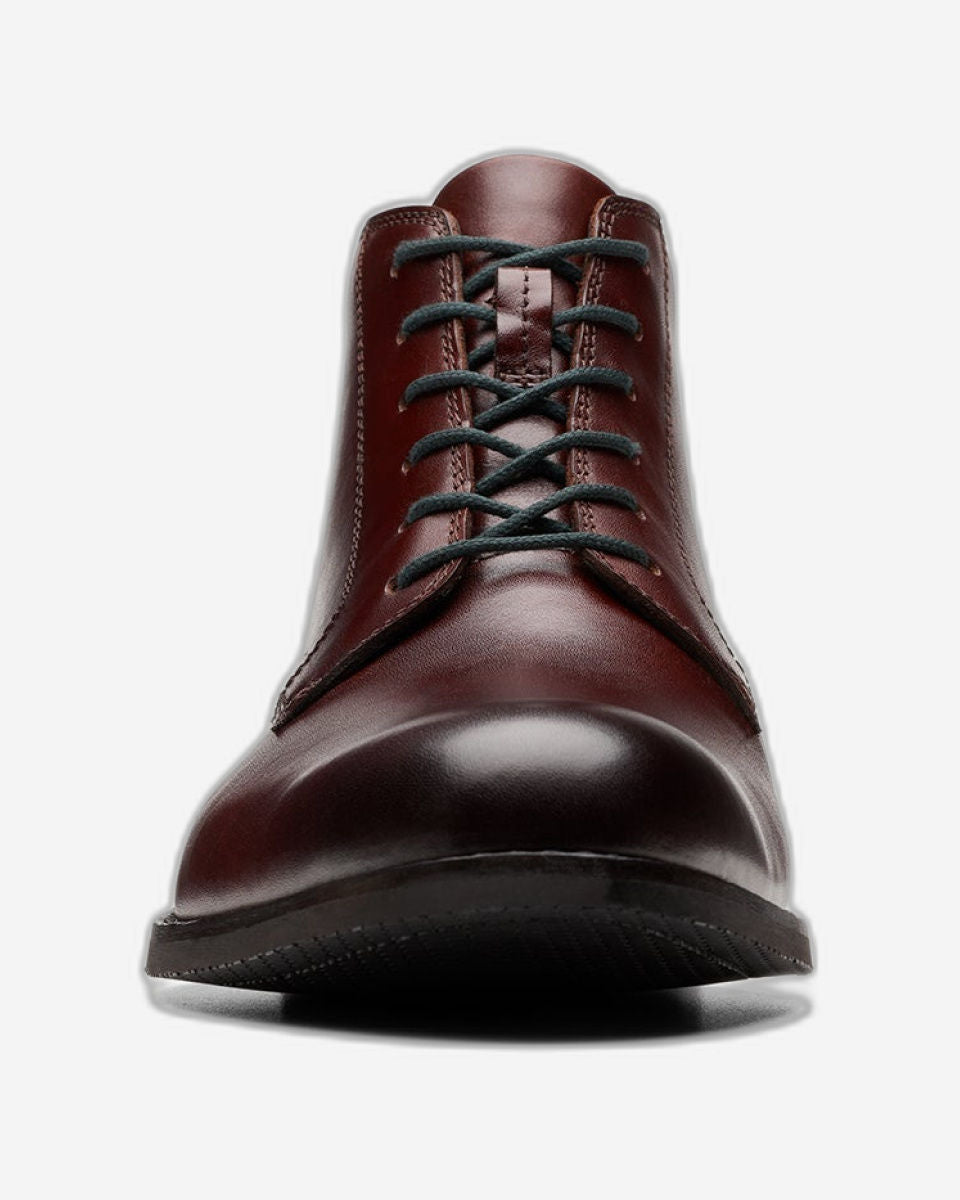 Clarks Craft Arlo Hi (مقاس عادي)