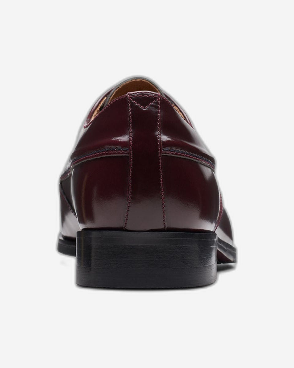 Clarks Craft Clifton Lo (مقاس عادي)