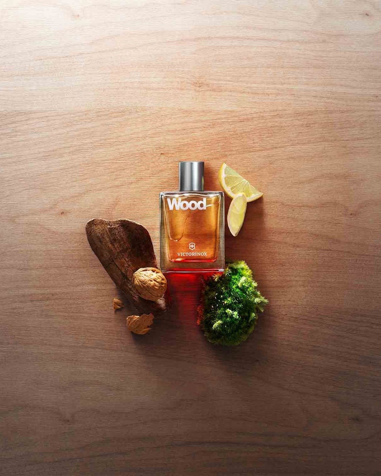 عطر فيكتورينوكس وود للرجال أو دو تواليت 100 مل