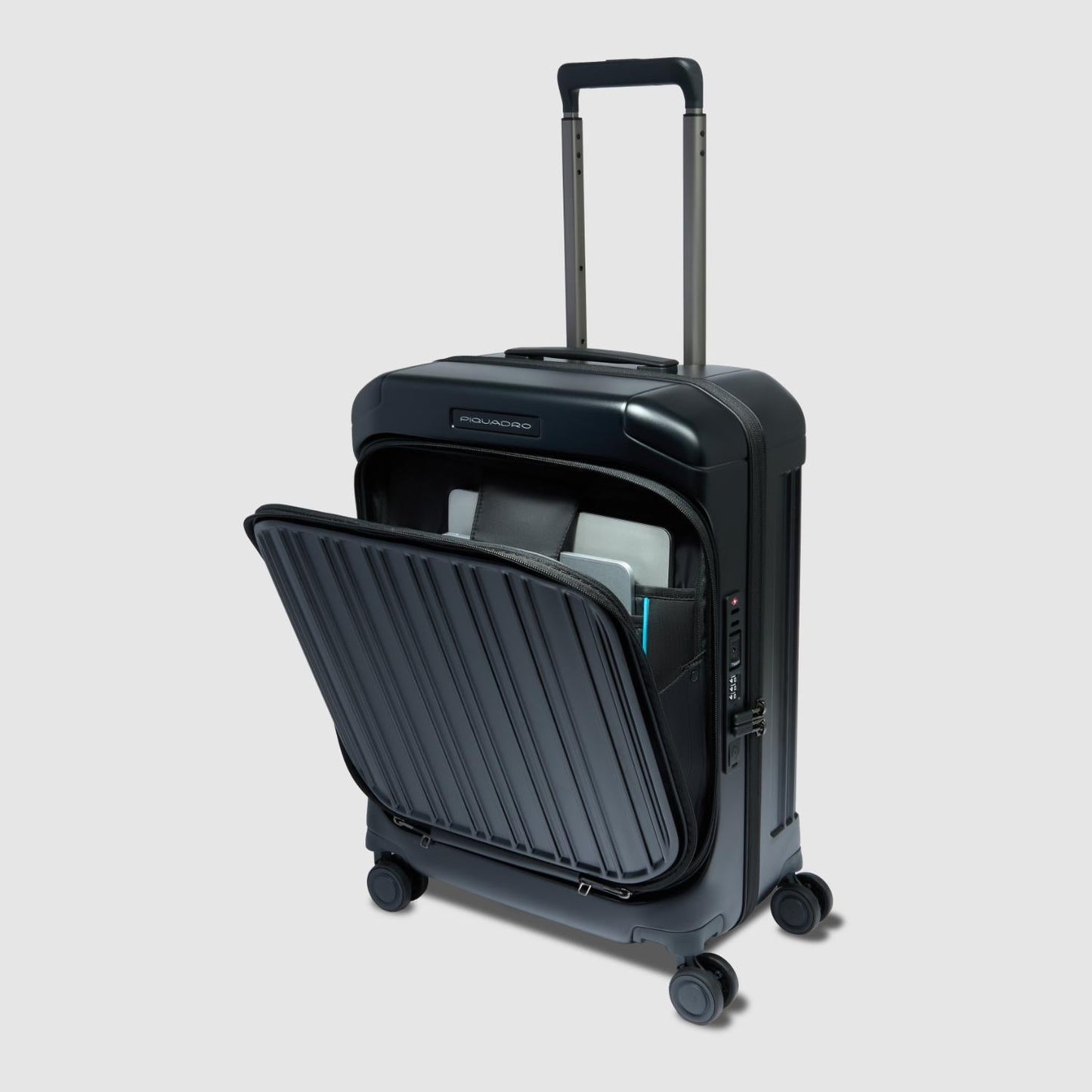 Piquadro Pq-Light Cabin Spinner Hardside مع كمبيوتر وأسود غير لامع