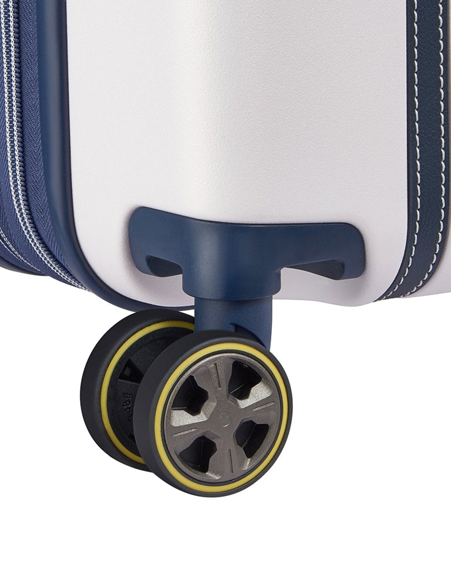 حقائب Delsey Paris Cadence