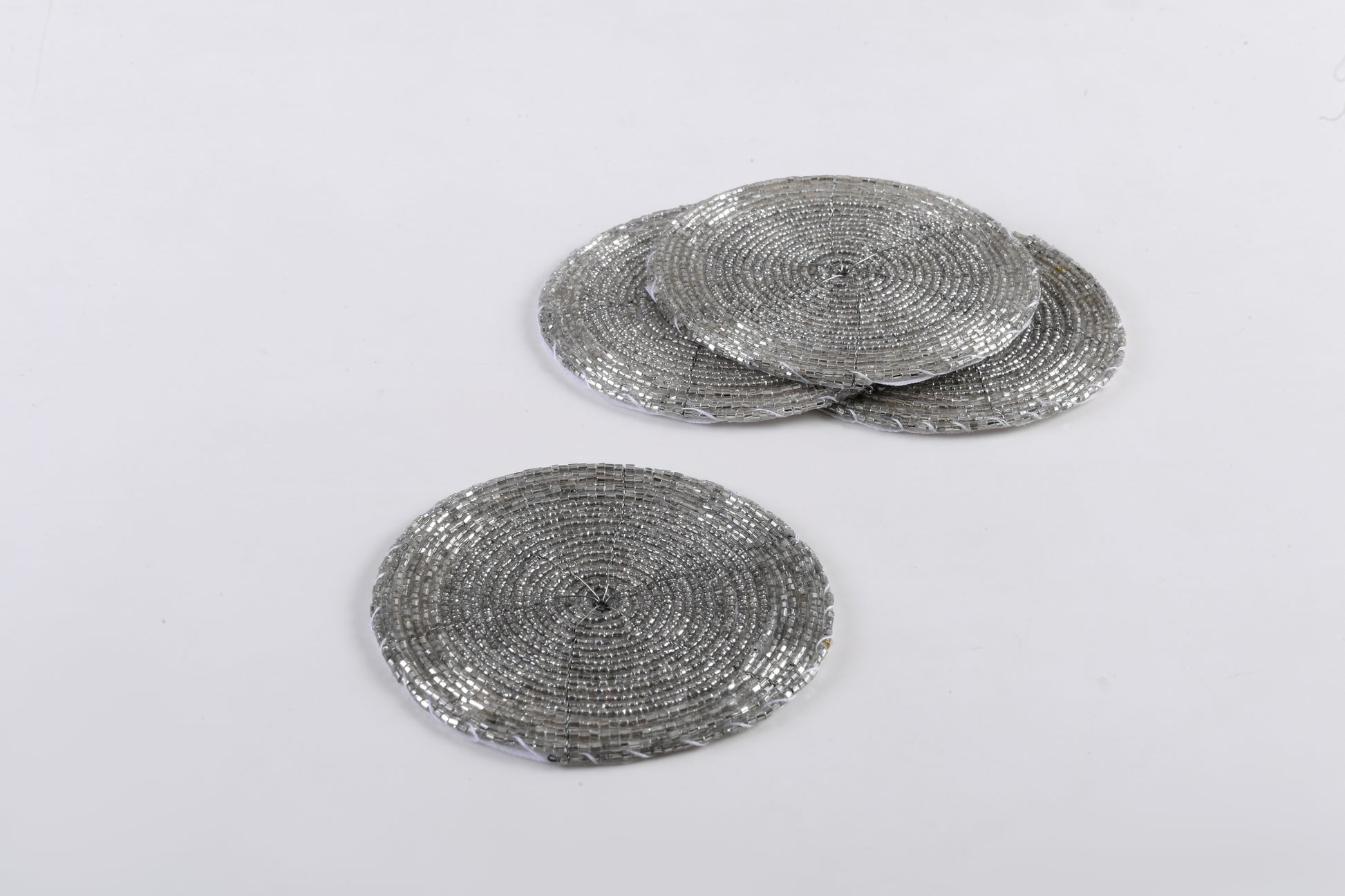 ARVD BEADED COASTER SET/4 SILVER 4X4