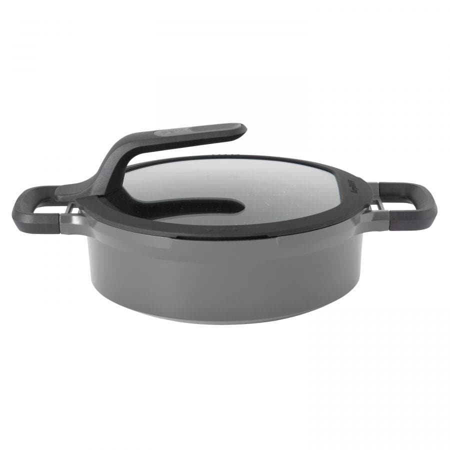 BERGHOFF GEM COVERED STAYCOOL 2-HANDLE SAUTE PAN GREY 24CM - 2307422