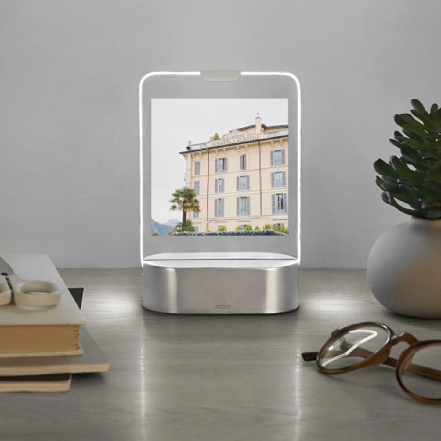 إطار صورة Umbra Glo Led 2X3 نيكل - 1013261-410