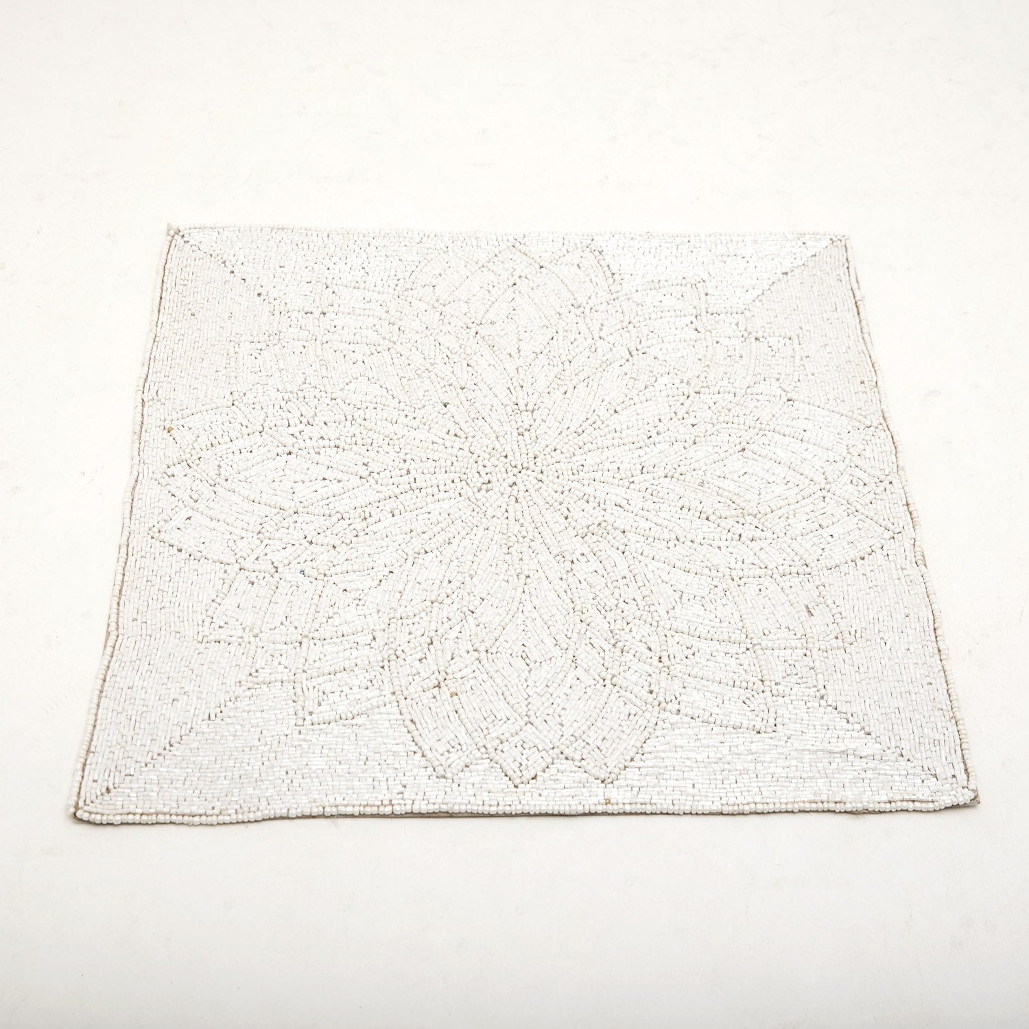 ARVIND SQUARE GLASS BEADED PLACEMAT WHT 36X36 - PM172158 D