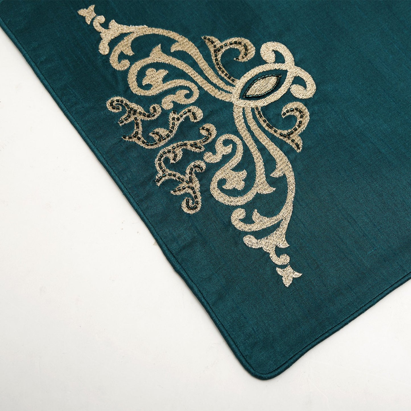 مفرش طاولة بتصميم ديفا ديب من كريتيف، أزرق مخضر/ذهبي، مقاس 33×48 سم - Em-01-18-Pm/33